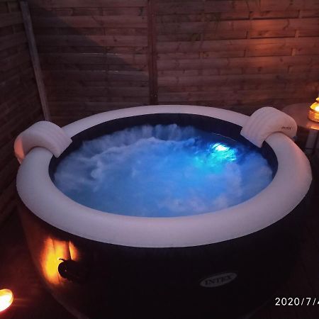 הוילה רויאן Maison Au Calme Climatisee Avec Spa De Mai A Fin Septembre מראה חיצוני תמונה